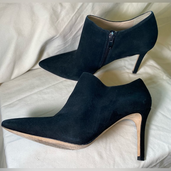 Via Spiga black suede ankle boots- Size 7 - Picture 2 of 7